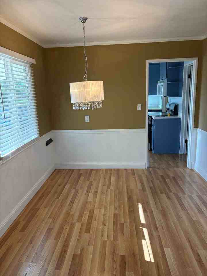 3406 67th St - Photo 5 of 22