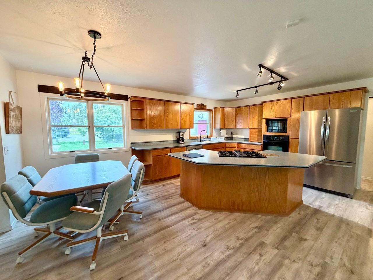 35920 Dawn Dr - Photo 5 of 17