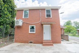 760 Cowan St #B - Photo 1 of 1