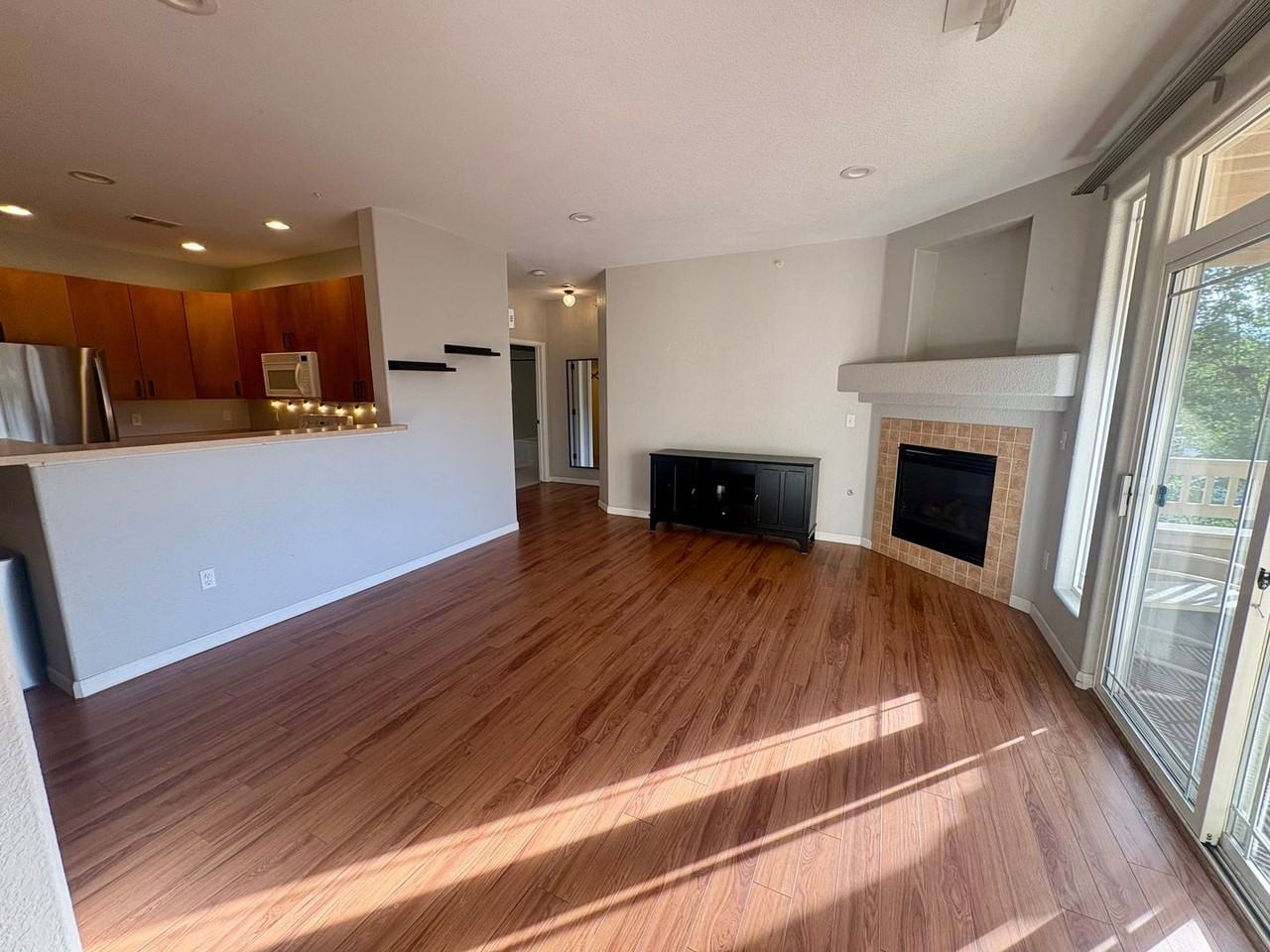 9518 W San Juan Cir #203 - Photo 6 of 18