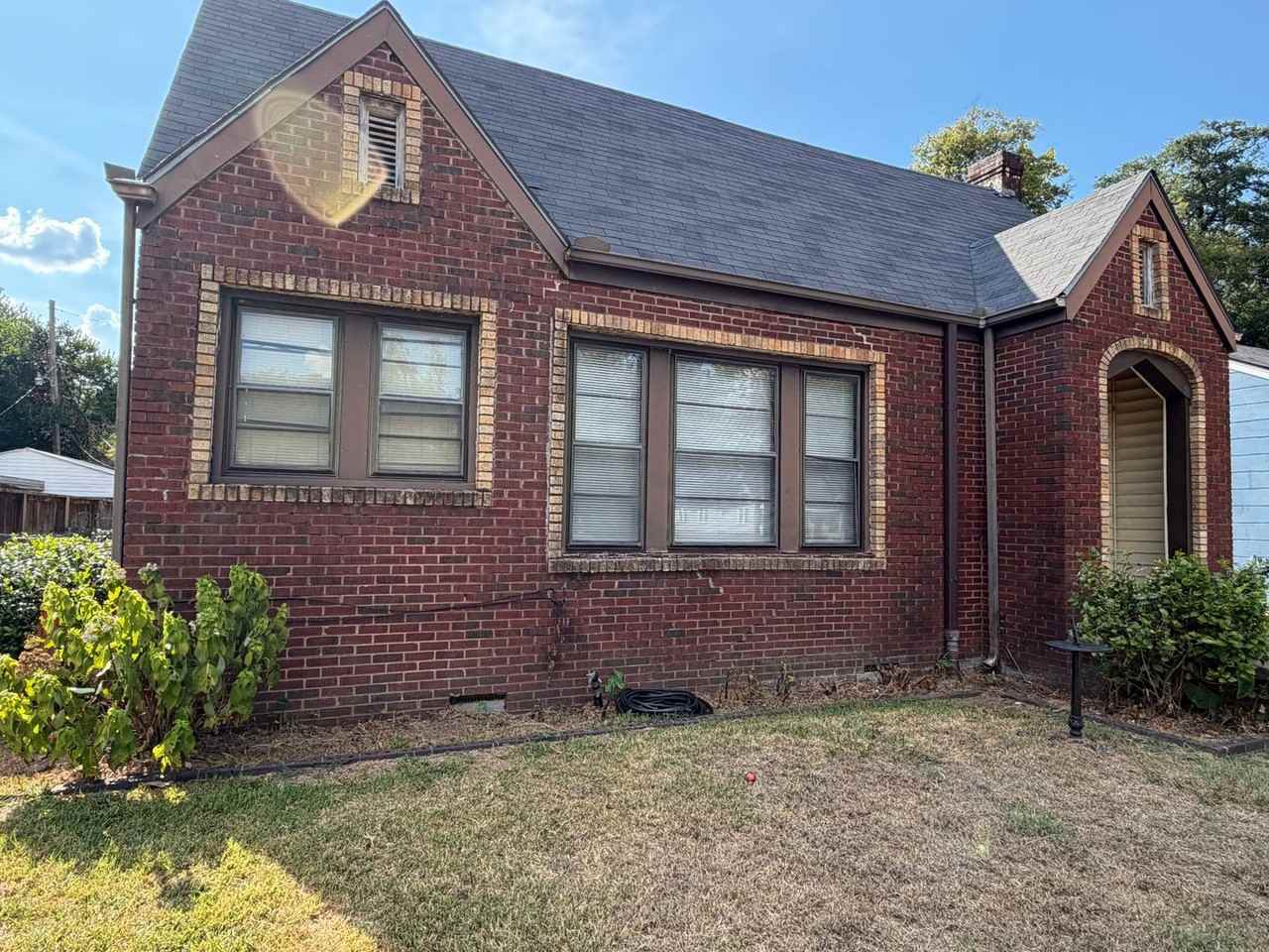 3432 Broadmoor Blvd - Photo 2 of 21