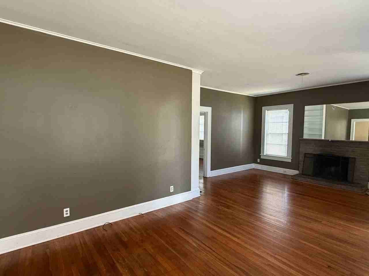 3432 Broadmoor Blvd - Photo 6 of 21