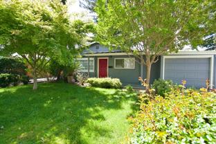 1383 Spruce St - Photo 1 of 1