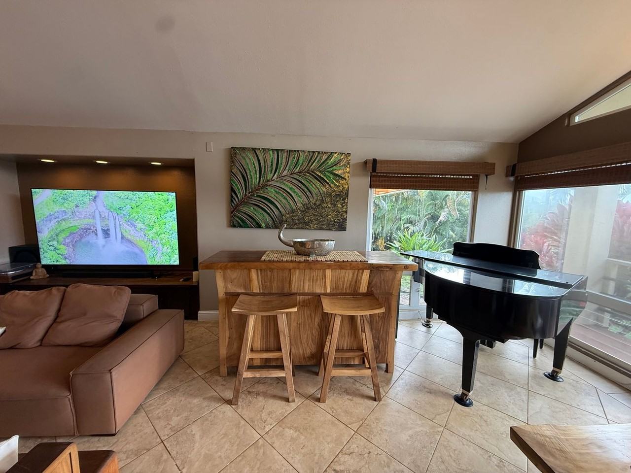 5893 Kini Pl - Photo 6 of 37