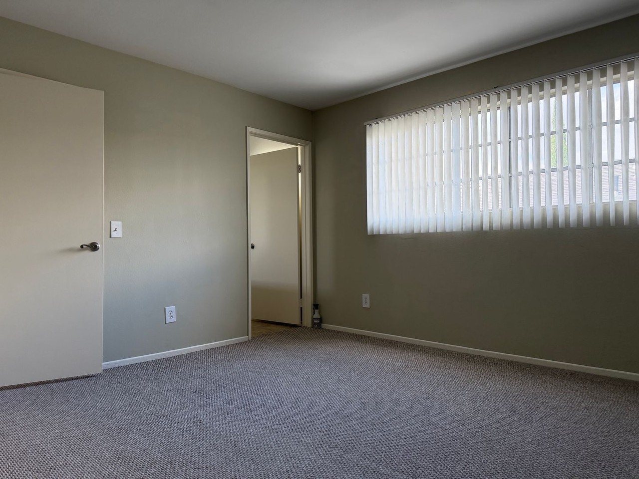 10825 Blix Street - Photo 3 of 17