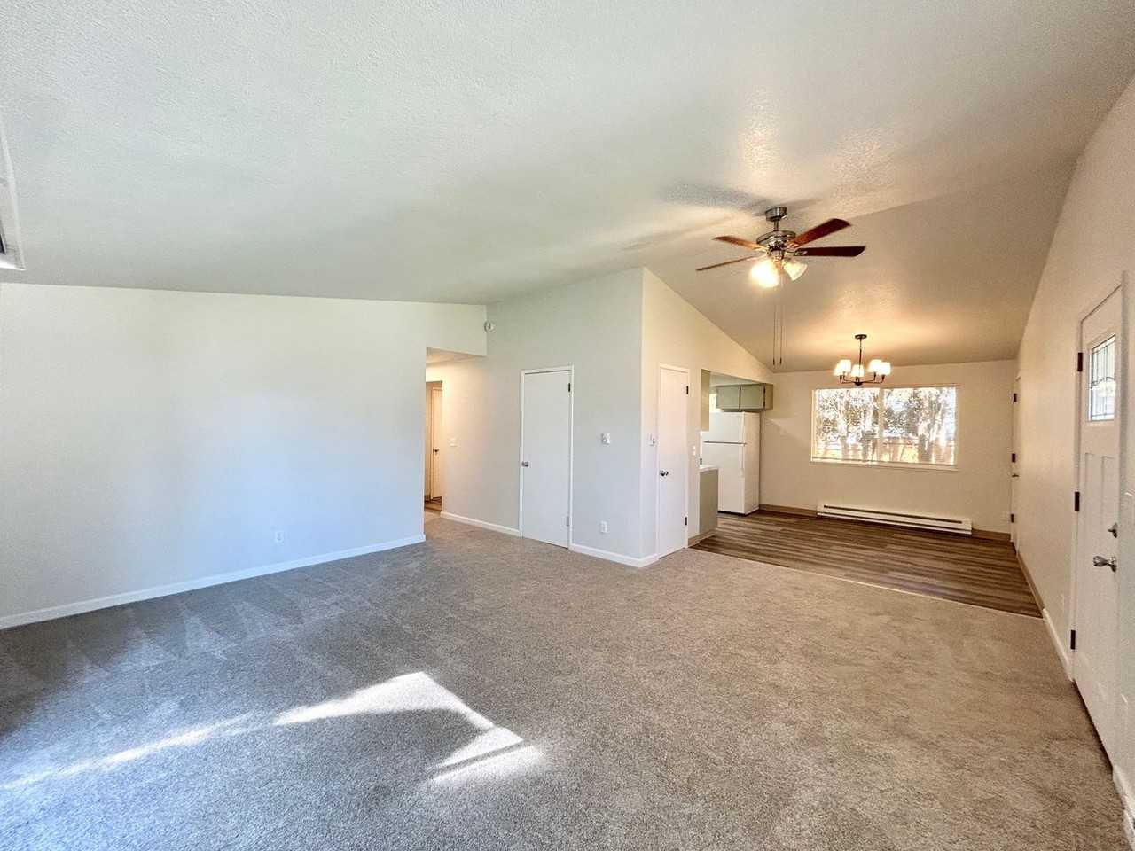2778 Cambridge St - Photo 4 of 42