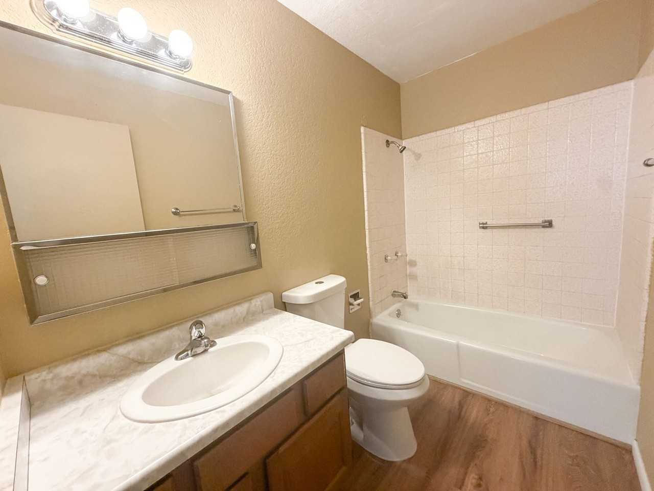 4036 4036 E. Mission A - Photo 2 of 17