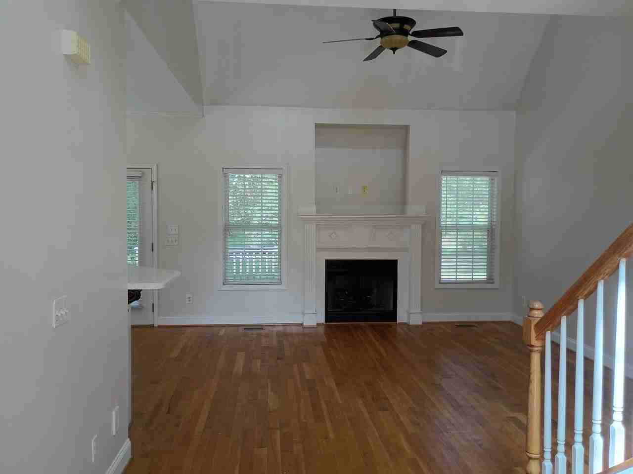 399 Cook Rd - Photo 2 of 46