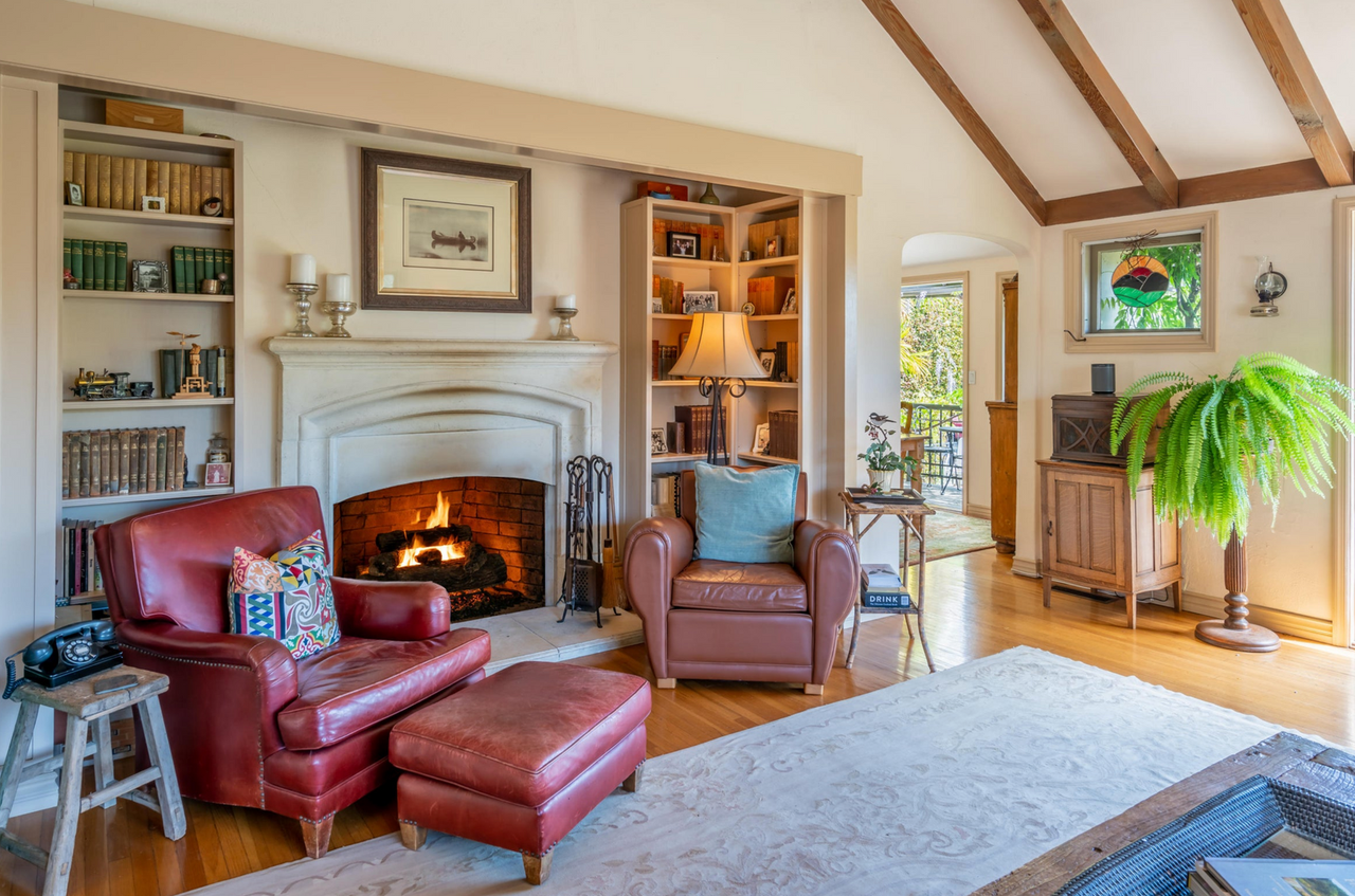 1702 Olive St - Photo 7 of 31