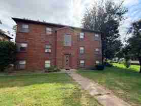 1011 W Locust St - Photo 1 of 1