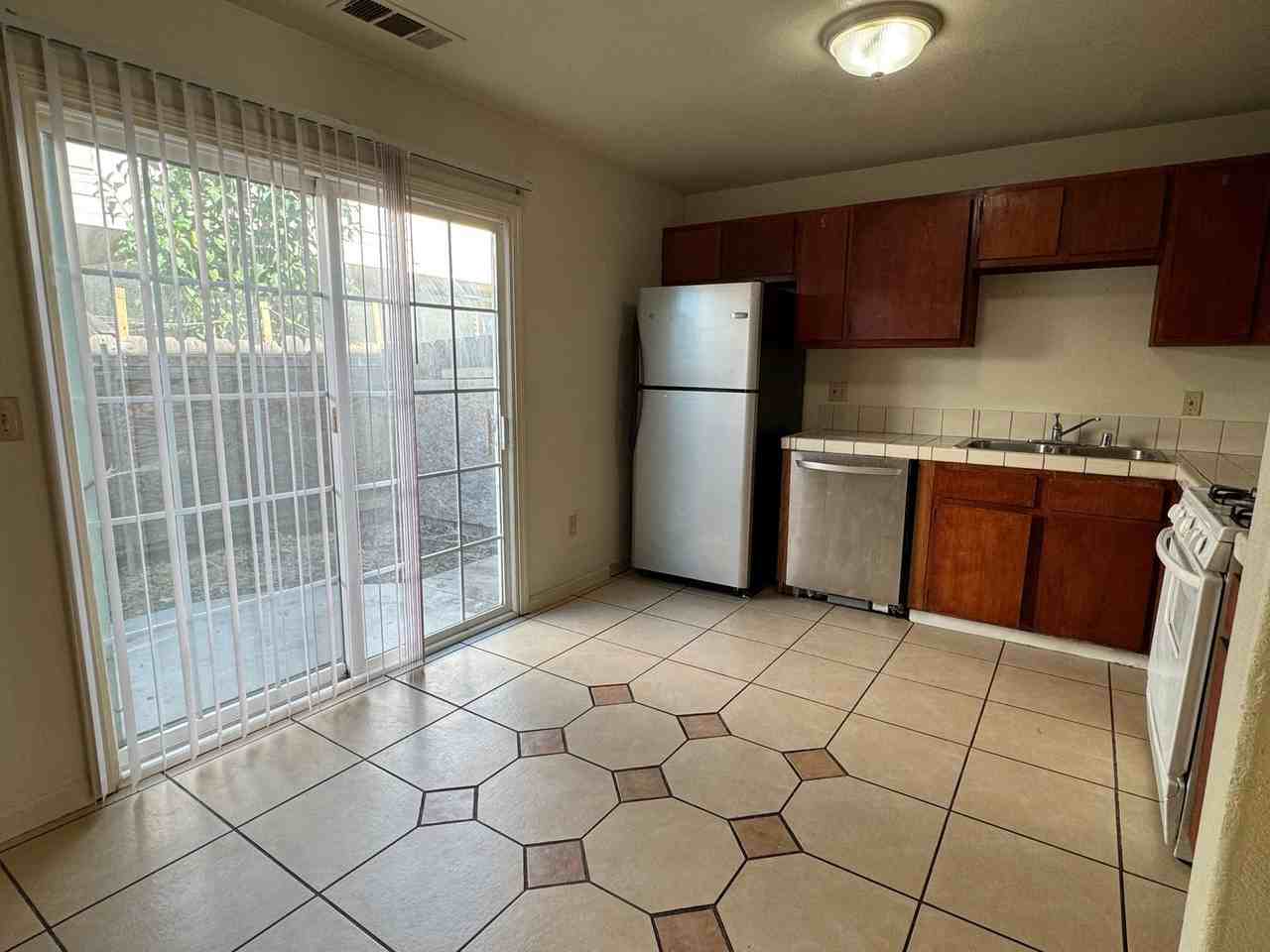 8626 Acapulco Way - Photo 5 of 27
