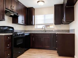 featured image of 16942 Lynn Ln