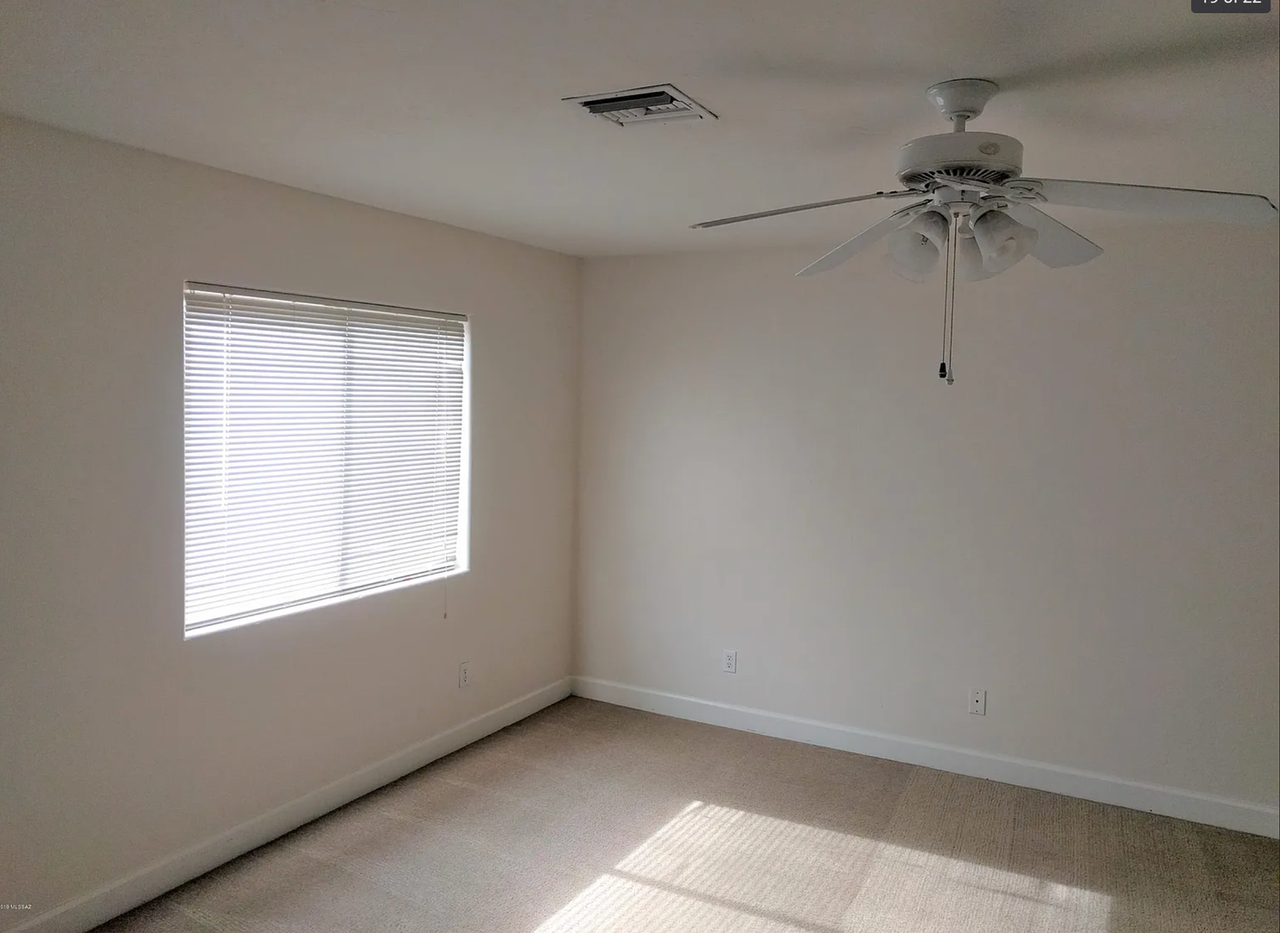 1305 E. Waverly St. - Photo 5 of 8