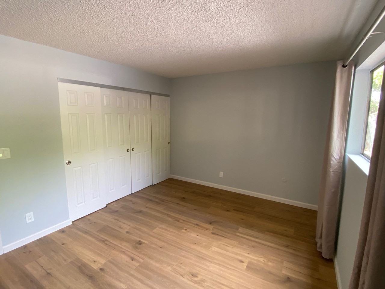 152 Smalley Ave #156J - Photo 5 of 18