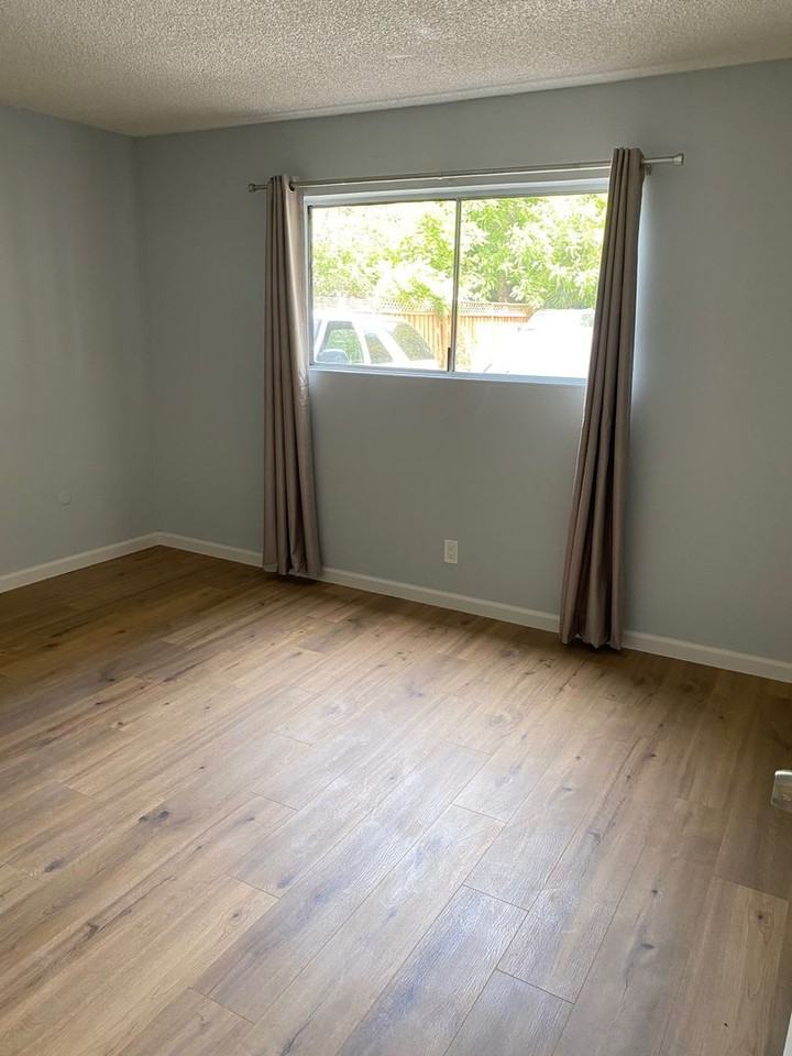 152 Smalley Ave #156J - Photo 7 of 18