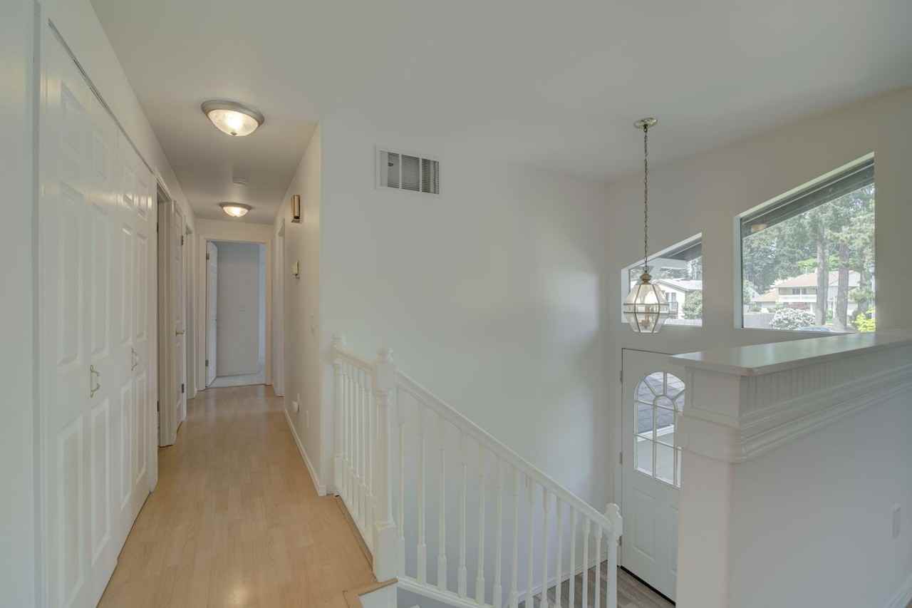 13930 122nd Ave Ne - Photo 2 of 25