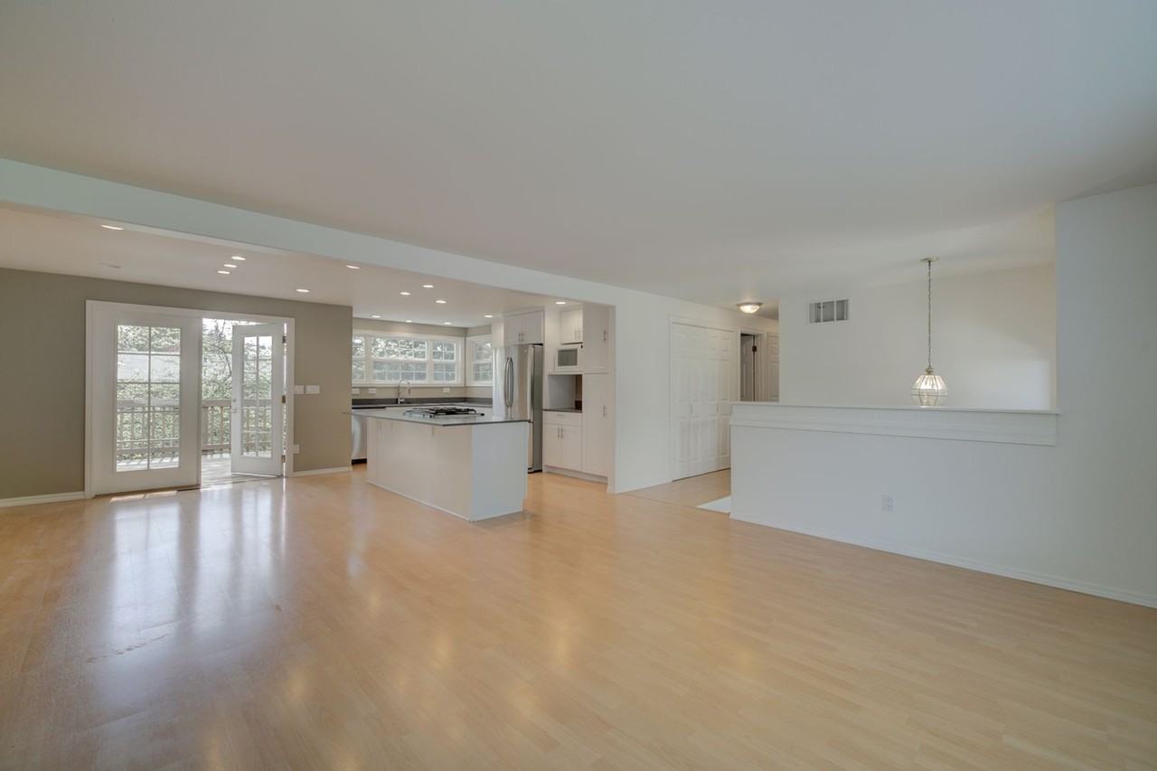 13930 122nd Ave Ne - Photo 5 of 25