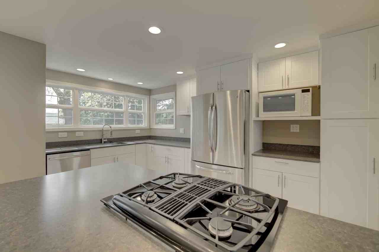 13930 122nd Ave Ne - Photo 7 of 25