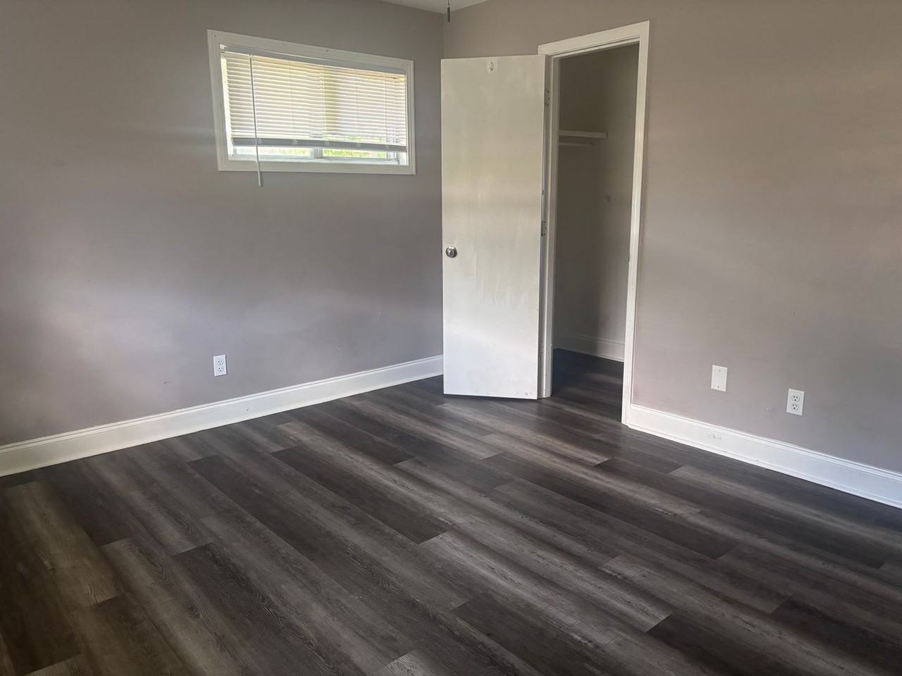311 Francis St - Photo 5 of 11