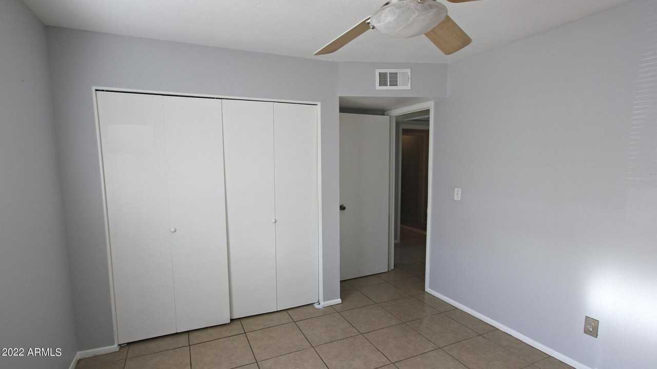 145 S Doran #4 - Photo 6 of 10