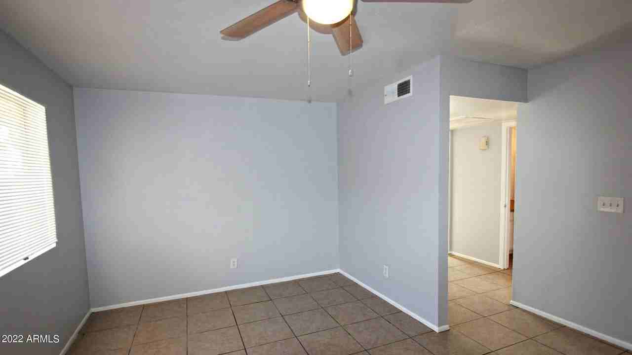 145 S Doran #4 - Photo 7 of 10