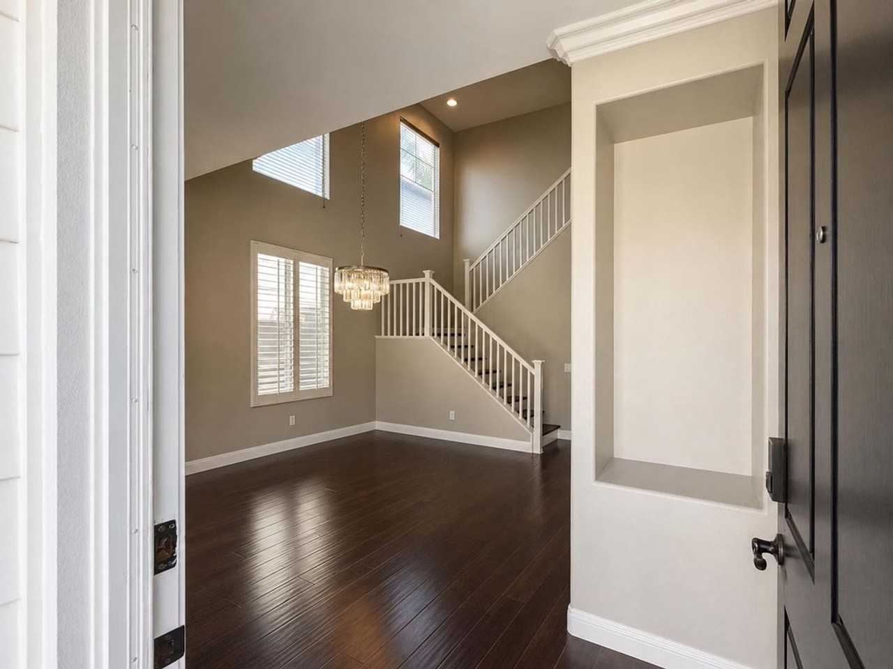 12 Dawn Ln - Photo 4 of 50