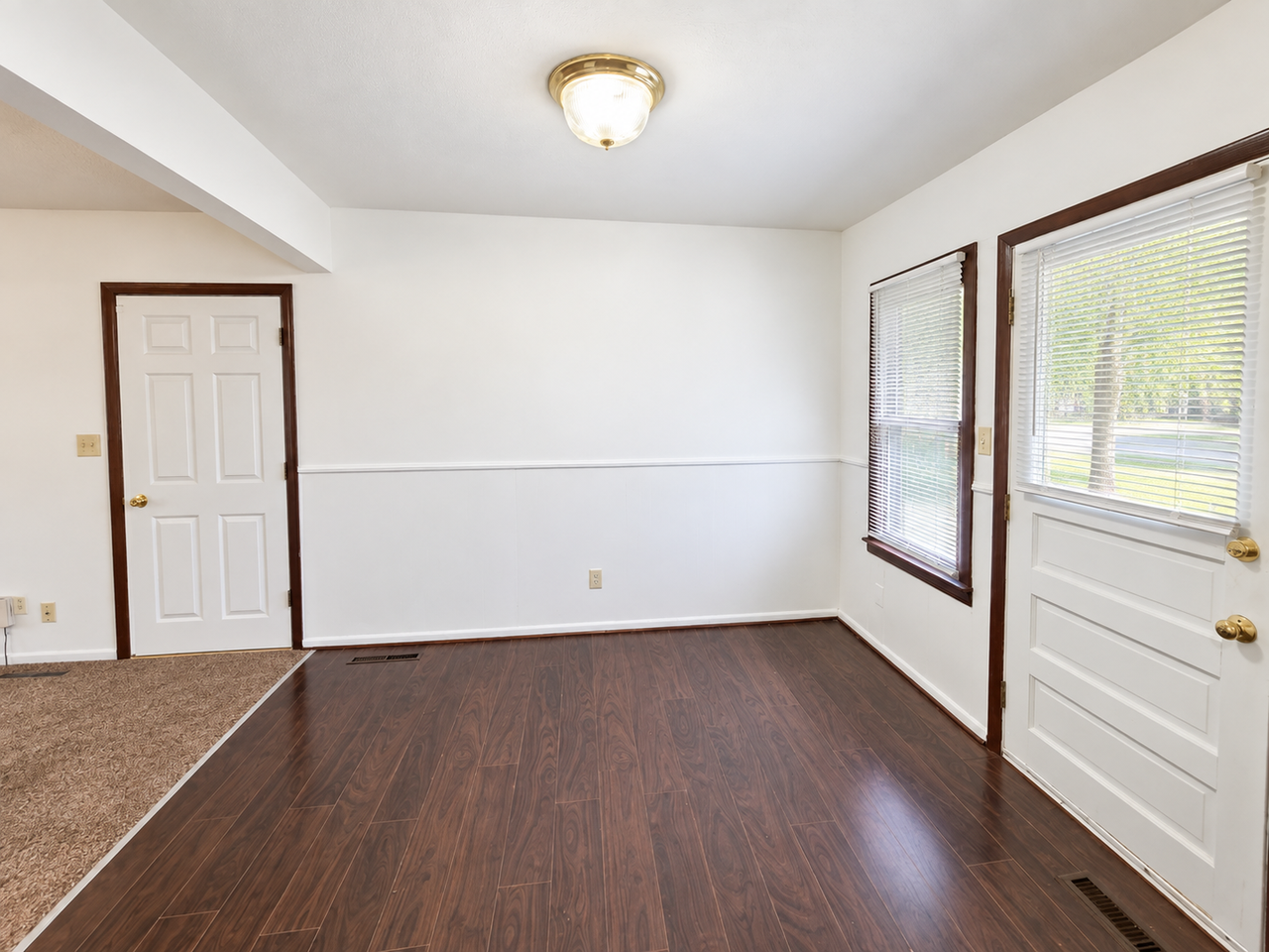 8603 Corrington Ave - Photo 6 of 17