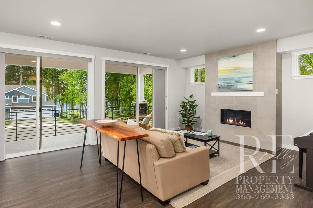 1762 Ne Crystallia Ct - Photo 6 of 30
