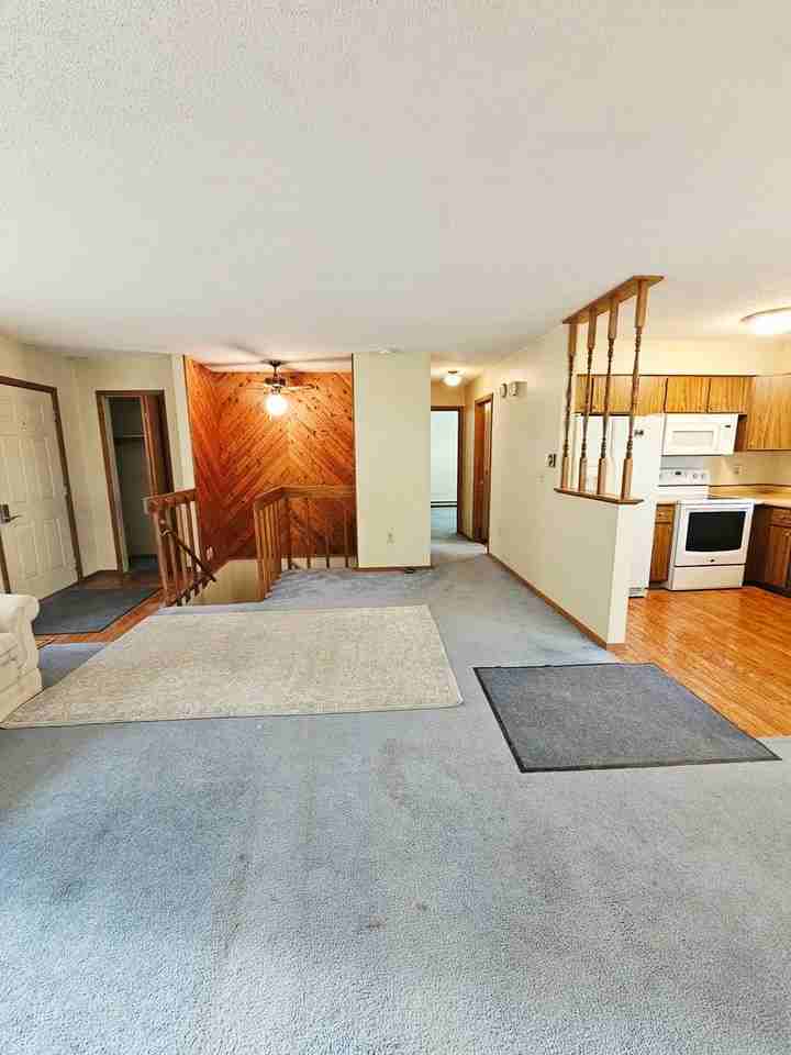 908 Antares Ct - Photo 5 of 27