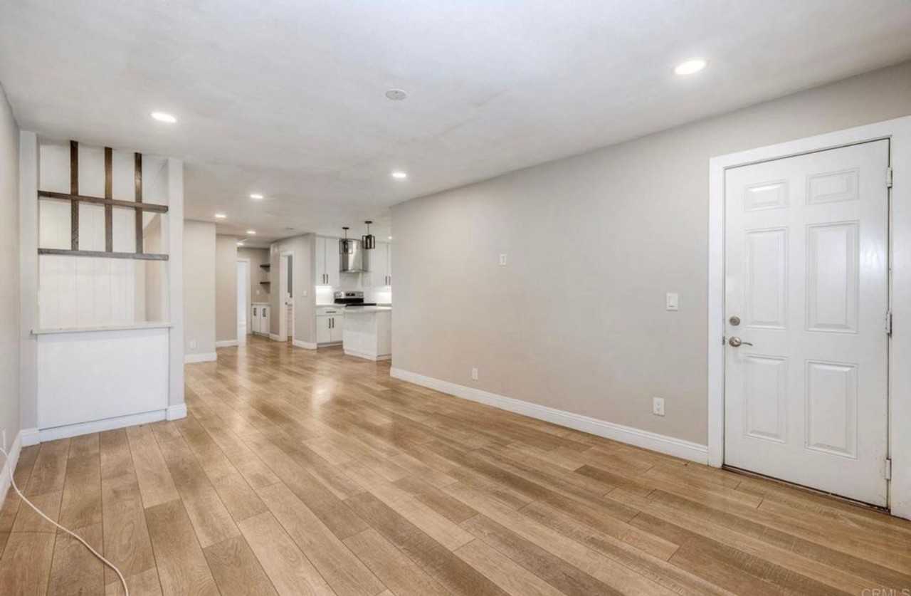 2723 1/2 Tish Ct - Photo 3 of 21