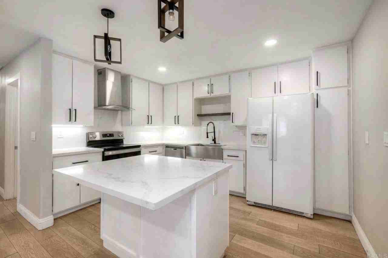 2723 1/2 Tish Ct - Photo 4 of 21