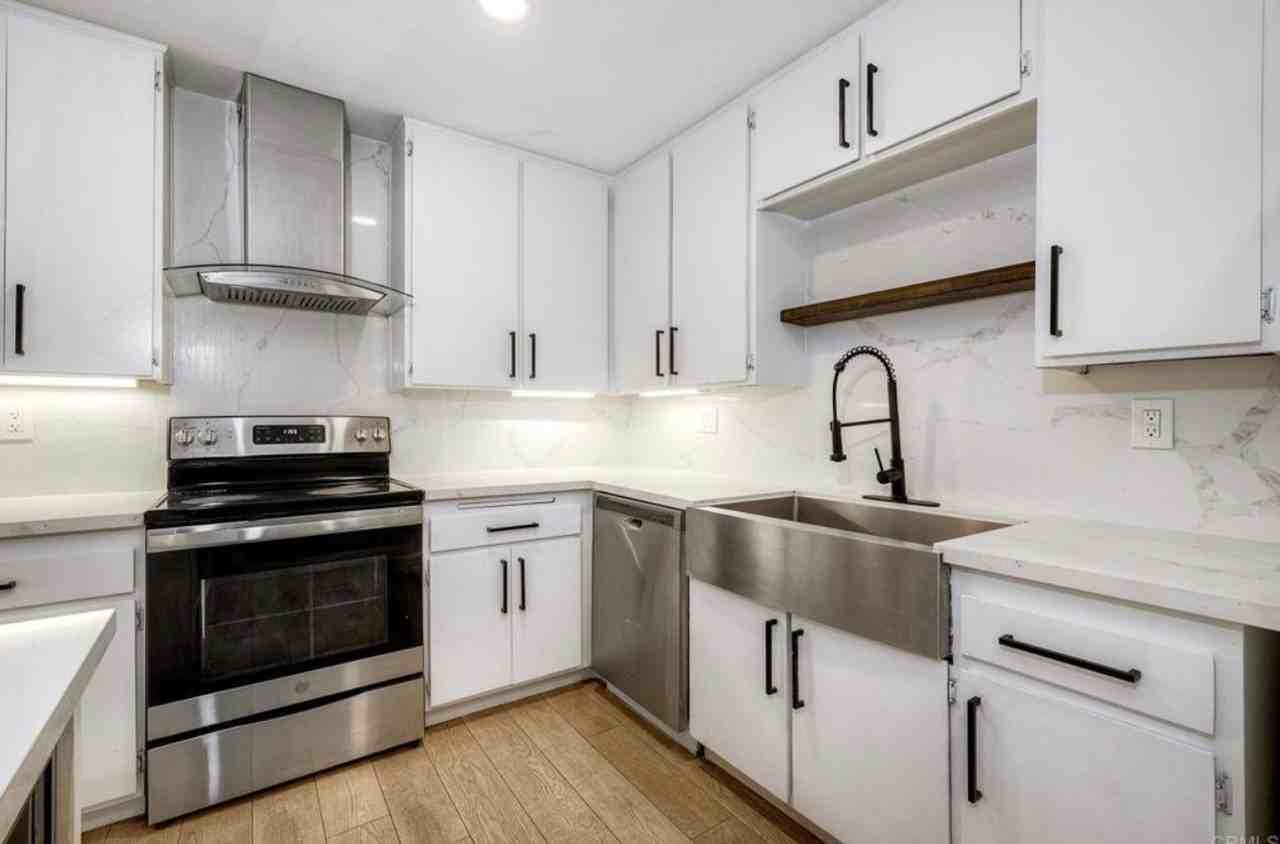 2723 1/2 Tish Ct - Photo 5 of 21