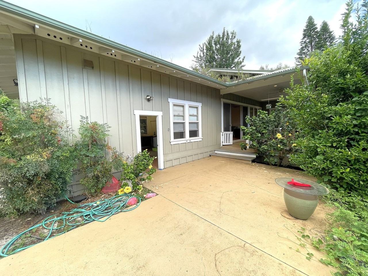 240 Aulii Dr - Photo 2 of 32