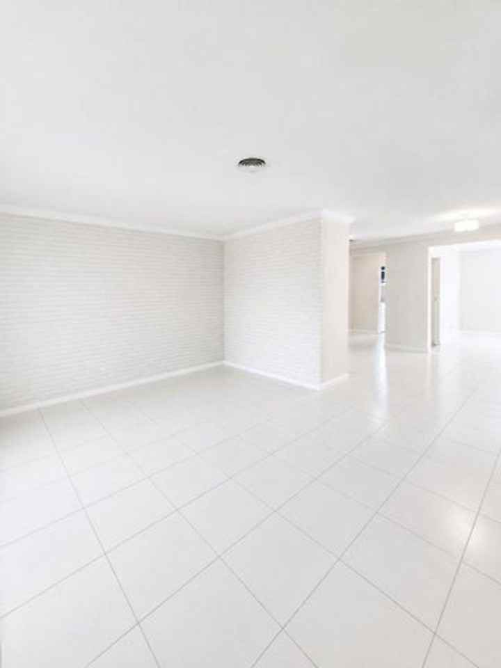 3614 Taylor St - Photo 5 of 15
