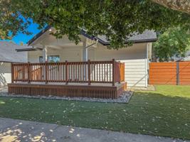 featured image of 1095 Donna Ave Ne