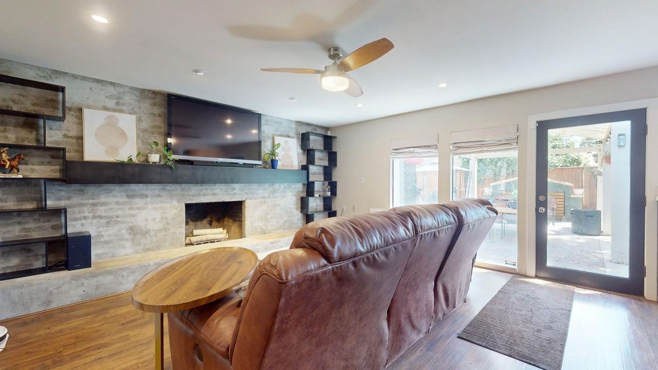1745 W San Madele Ave - Photo 6 of 17