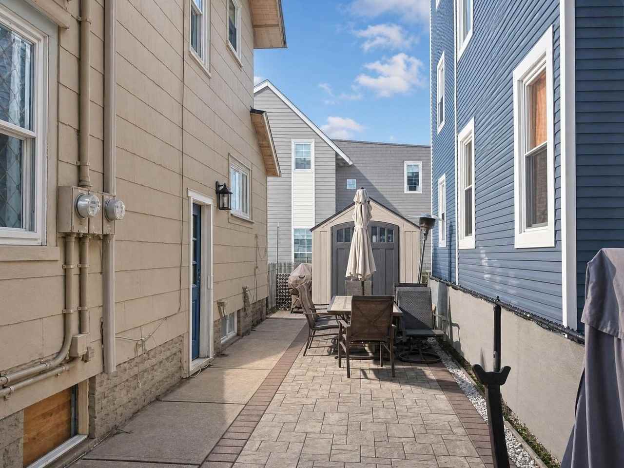 44 Overlook Ave - Photo 3 of 20
