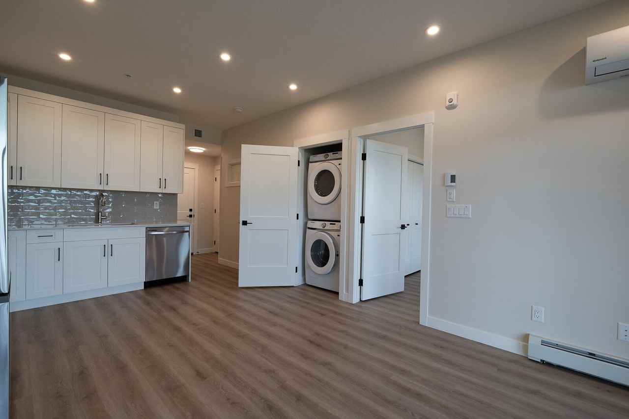 1802 - 1802 Mahogany Blvd Se - Photo 3 of 20