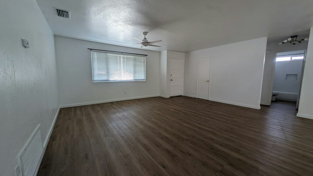 65837 Cahuilla Avenue - Photo 5 of 16