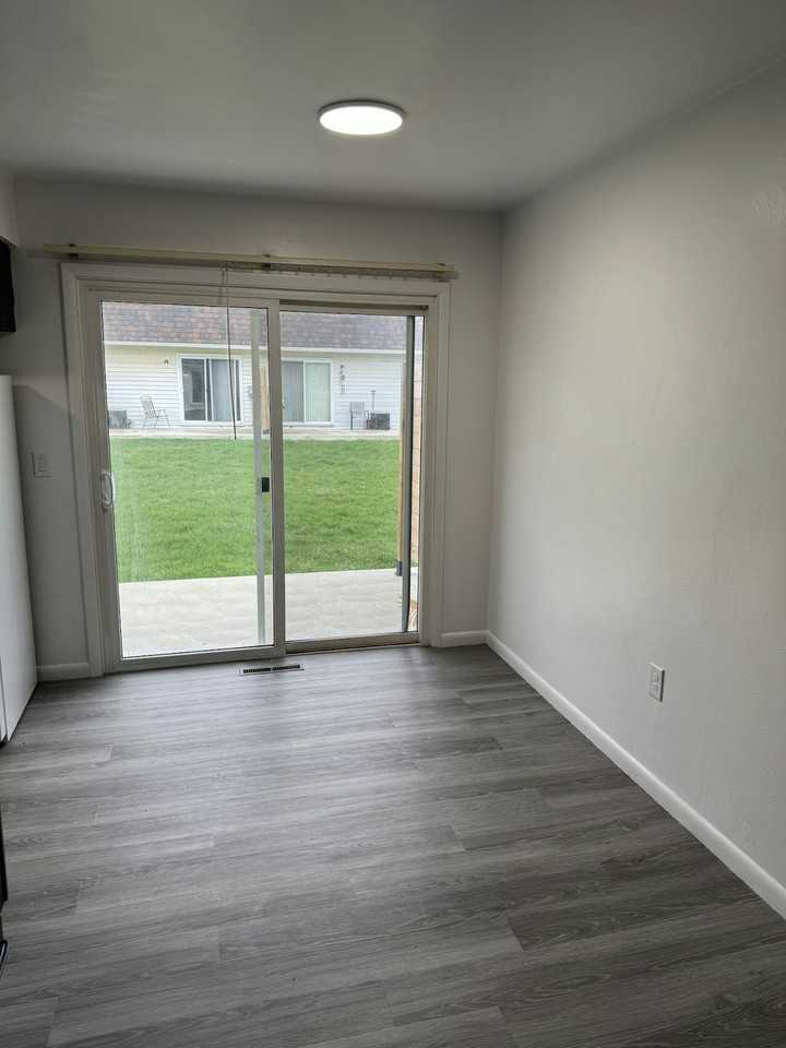 4175 West Ridge Road - Photo 2 of 28