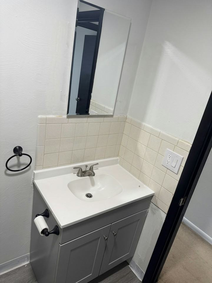 4175 West Ridge Road - Photo 6 of 28