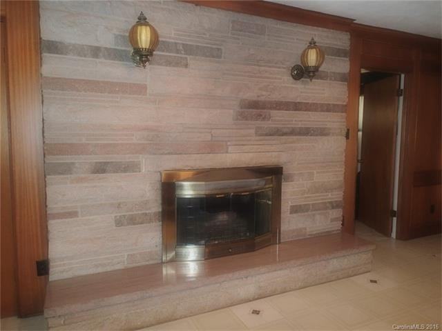 8703 Sharonbrook Dr - Photo 6 of 39