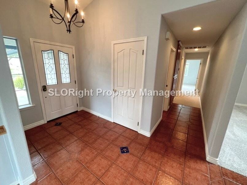 230 Via Promesa - Photo 5 of 22