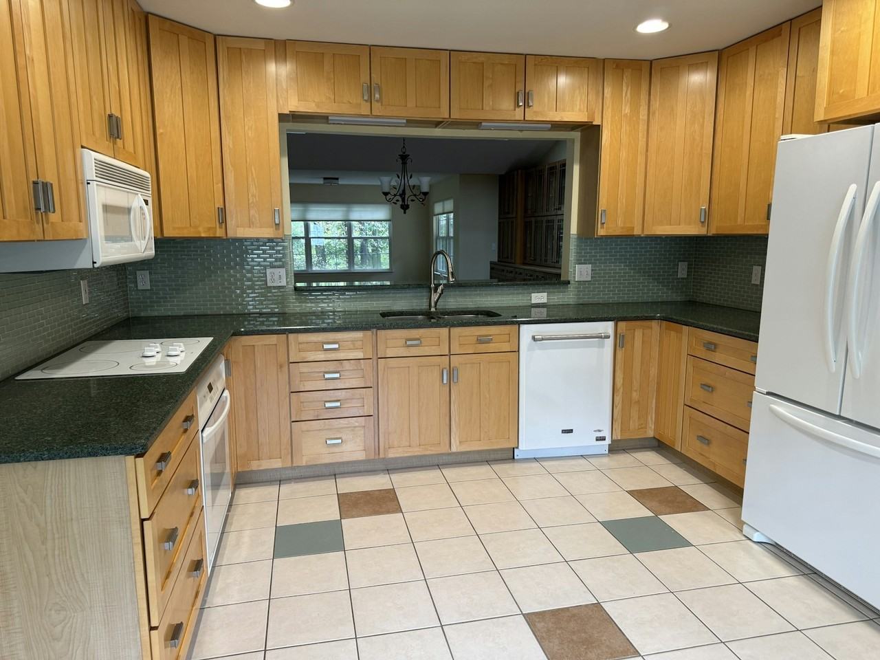 212 Chauncey Court - Photo 5 of 22
