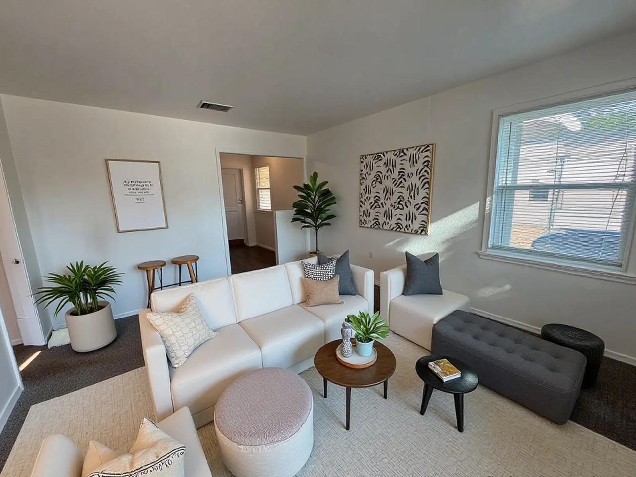 2111 Pearson Dr - Photo 6 of 17