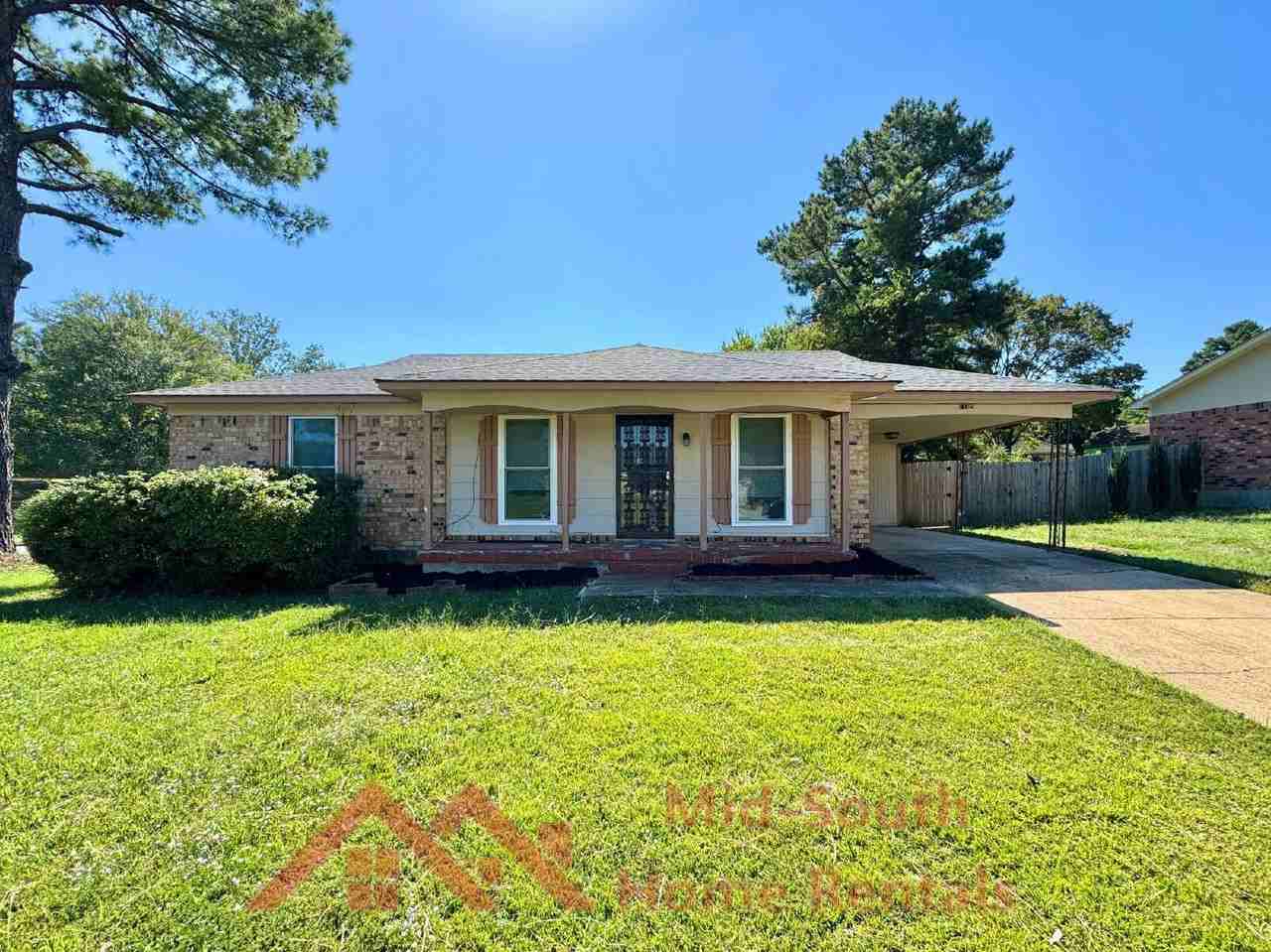 1185 Deer Trail Ln - Photo 4 of 32