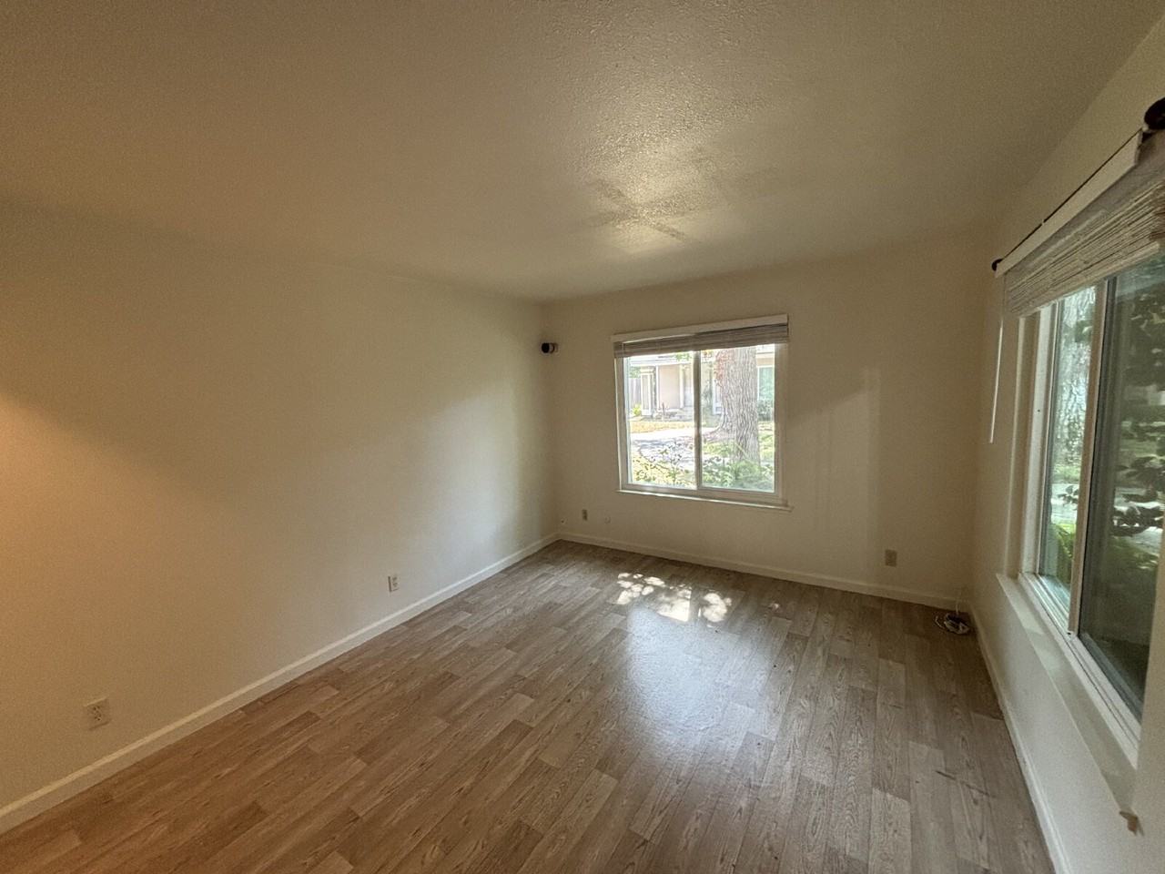 163 Fairgrounds Dr - Photo 2 of 18