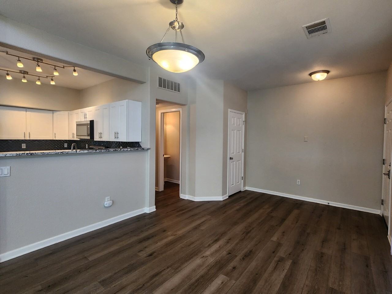 10010 E Gunnison Pl - Photo 4 of 44