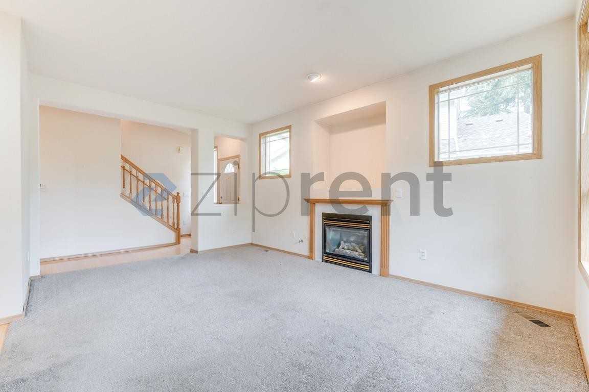 12421 63rd Ave E - Photo 7 of 24