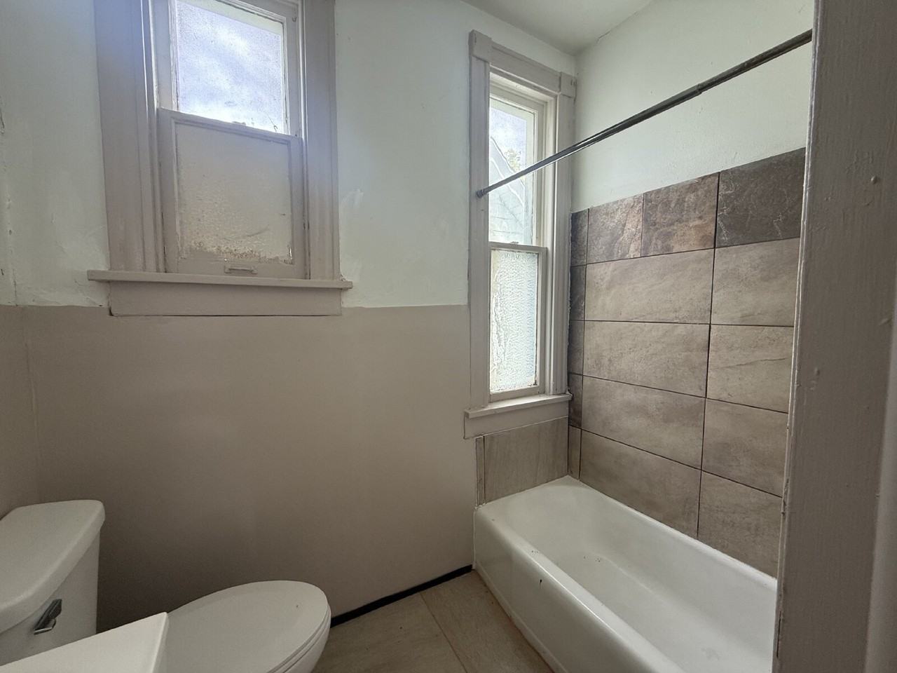 2235 S 20th St #3UPPER - Photo 3 of 10